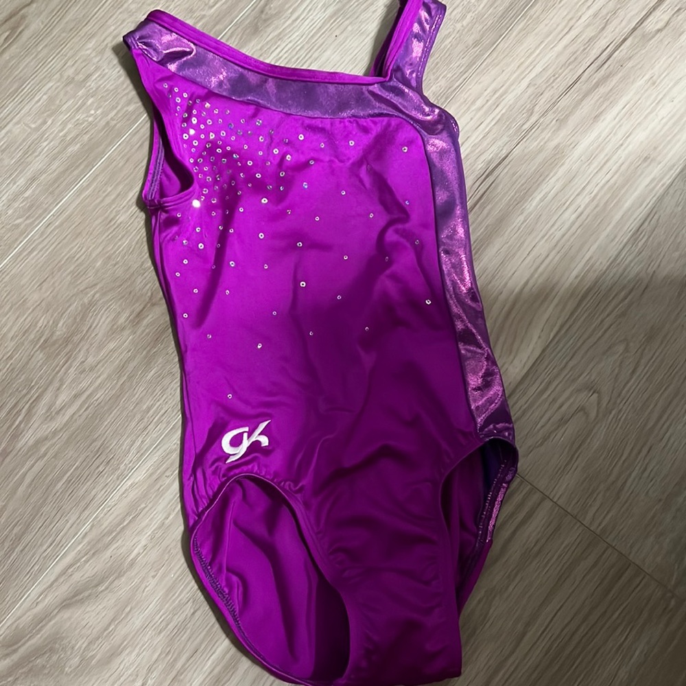 New Gk elite AXS Leo. Doesn’t have a tag but not worn.